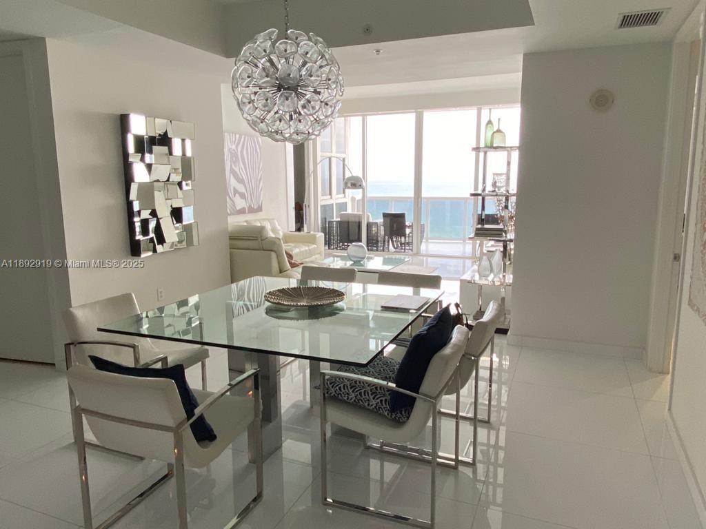 TRUMP ROYALE CONDO - Residential Lease