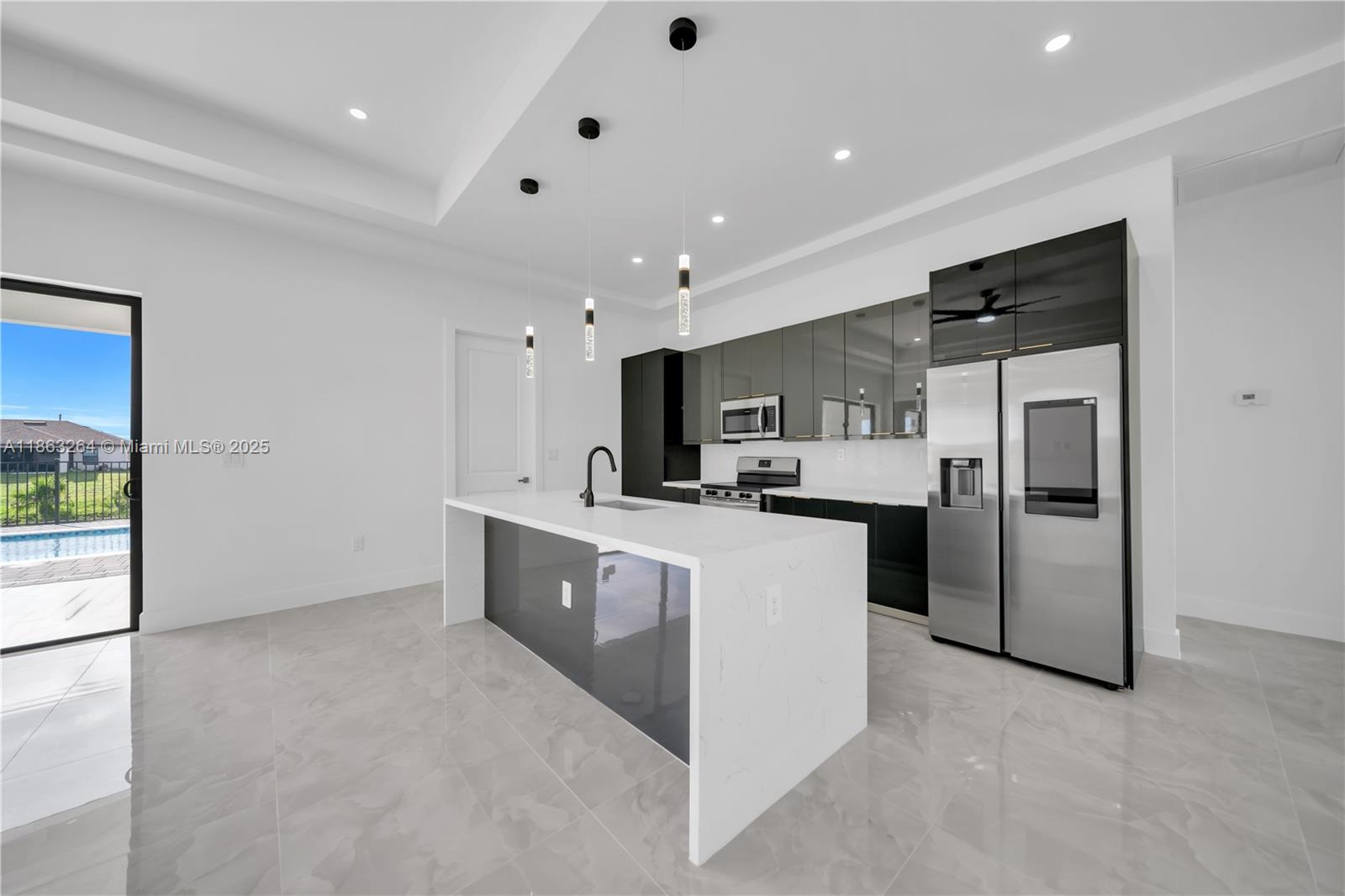 2824 NW 4th PL
