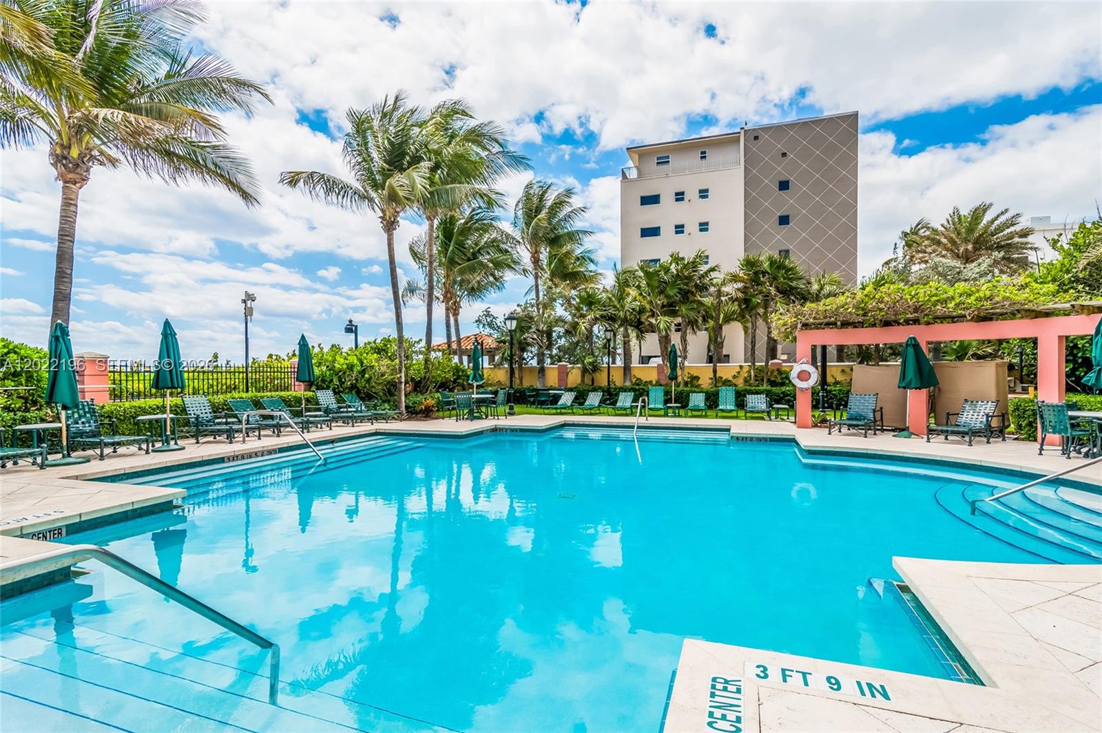 PALMS TOWER ONE CONDO - Residential Lease