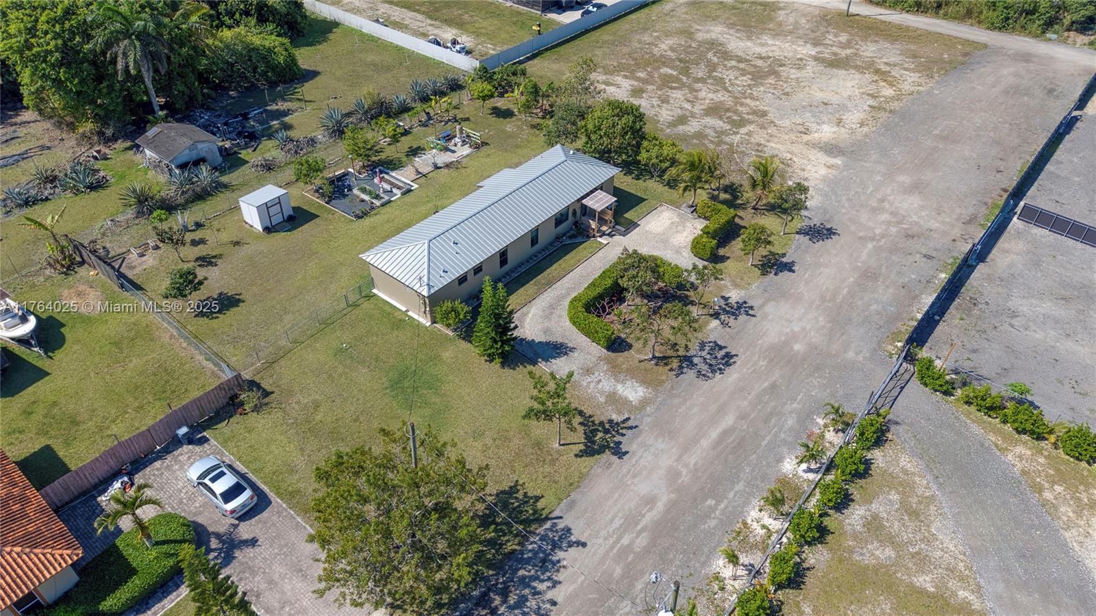 FL CITY HIGHLANDS - Residential