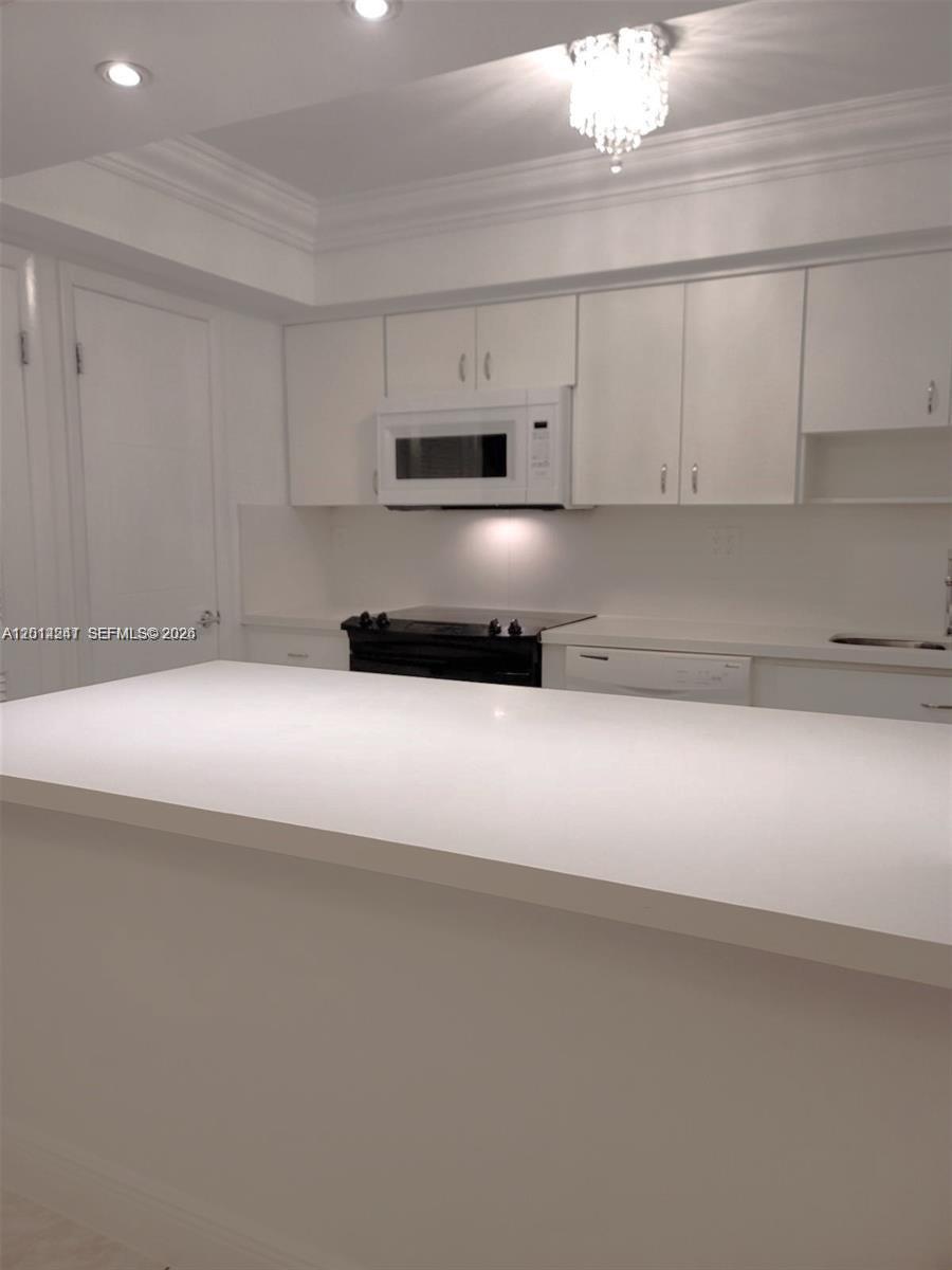 KENDALL ACRES WEST CONDO - Residential Lease