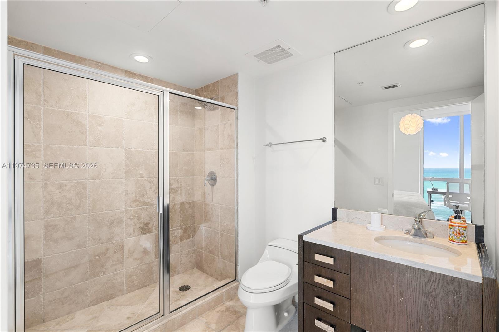 TRUMP ROYALE CONDO - Residential