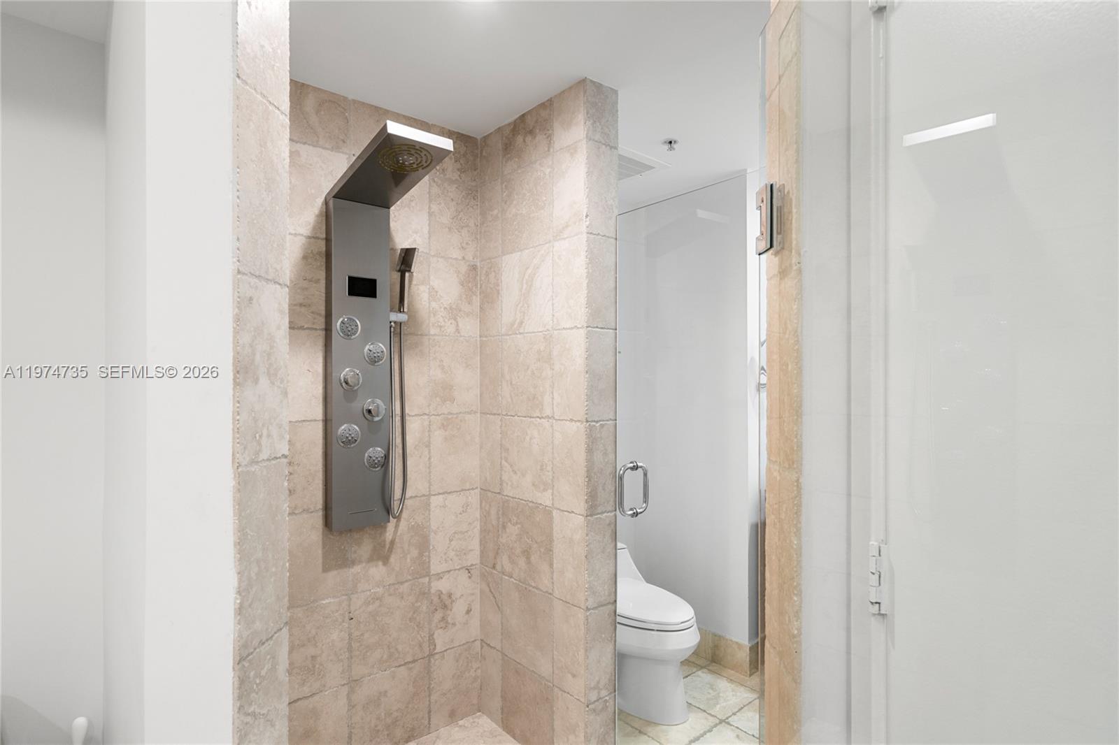 TRUMP ROYALE CONDO - Residential