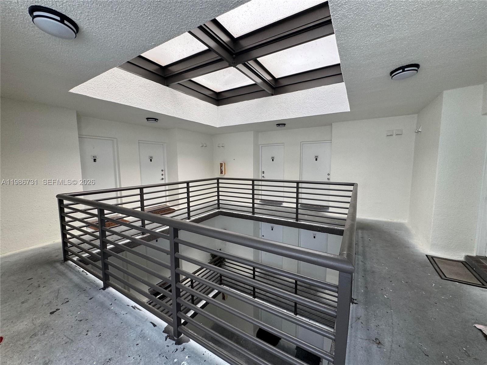 SOLEIL AT FONTAINEBLEAU C - Residential Lease