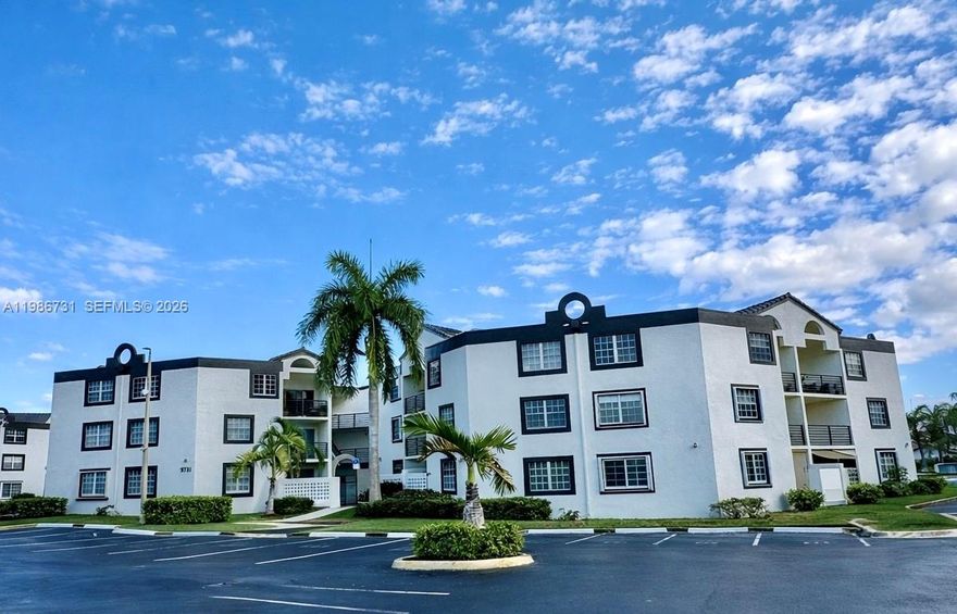 Beautiful 2 Beds / 2 Baths condo in the desirable gated community of Soleil in Fontainebleau. This unit features a spacious open layout with tile flooring throughout — no carpet. The modern open kitchen includes stainless steel appliances and granite countertops. Enjoy a double-height living area that enhances natural light and creates a bright, airy feel. The unit also includes a washer and dryer inside for added convenience. The community offers great amenities: swimming pool, tennis court, half basketball court, and racquetball court. Only 2 Cars allowed, 1 assigned parking and 1 guest (first come, first serve). location near International Mall, Dolphin Mall, Miami International Airport, Walmart, and with easy access to the 836 Expressway. Must see..!!!