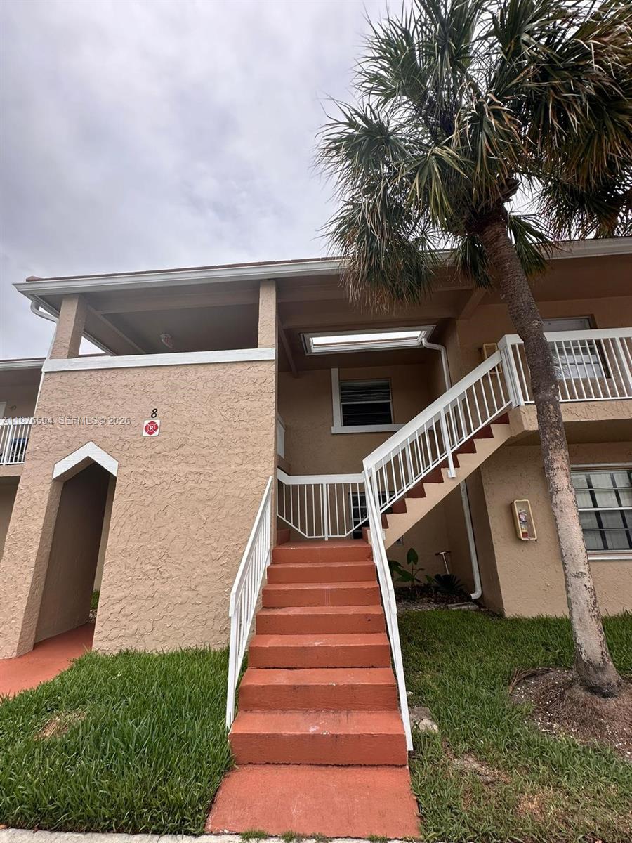 LAKEWOOD VILLAGE - Residential Lease