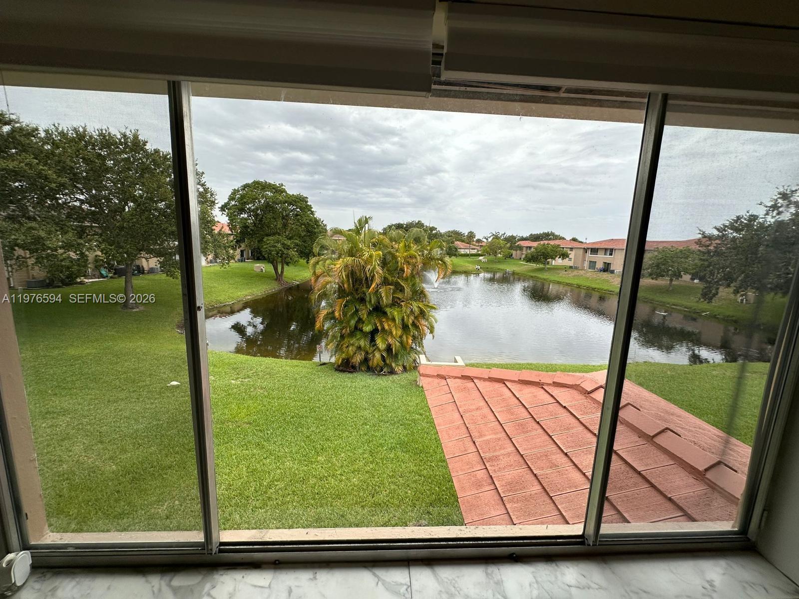 LAKEWOOD VILLAGE - Residential Lease