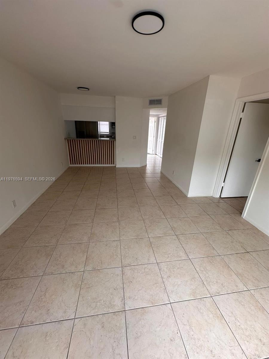 LAKEWOOD VILLAGE - Residential Lease