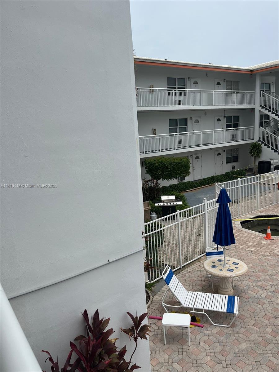 DEERFIELD BUCCANEER CONDO - Residential
