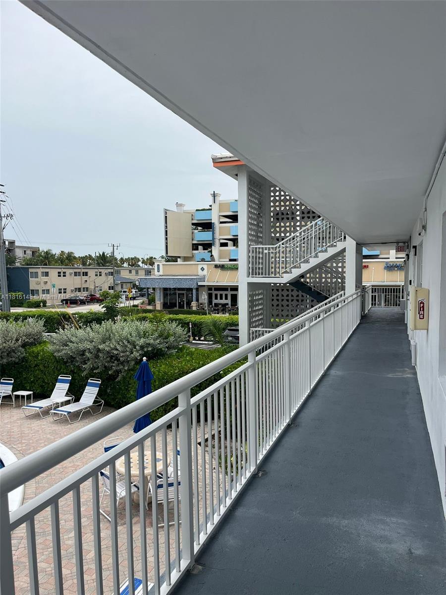 DEERFIELD BUCCANEER CONDO - Residential