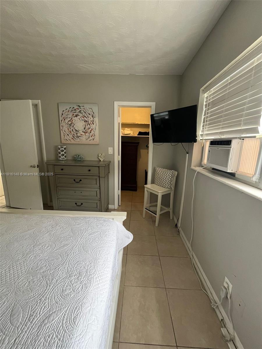 DEERFIELD BUCCANEER CONDO - Residential