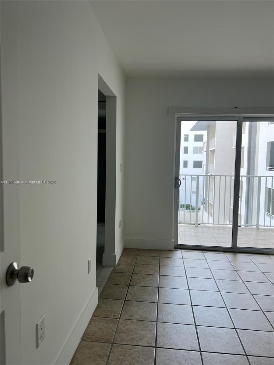 BAYONNE - Residential Lease