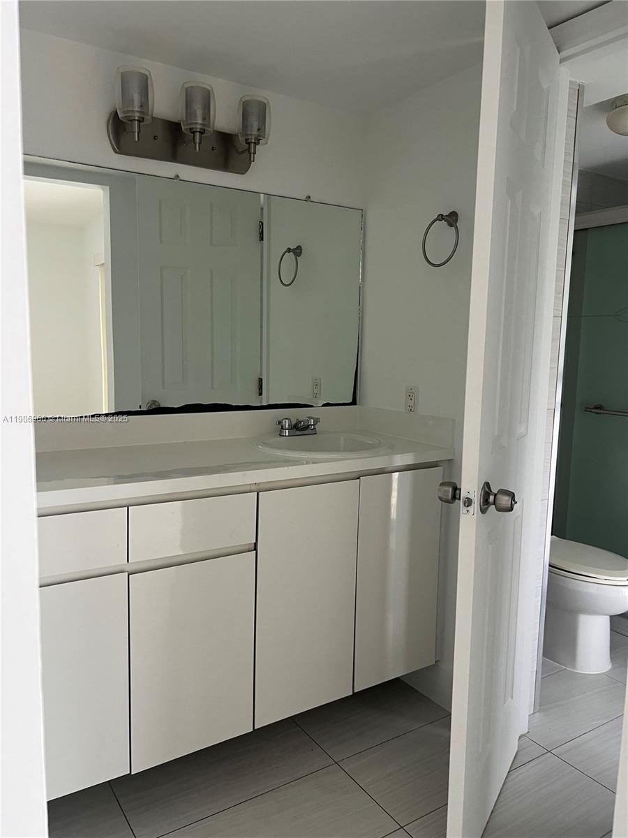 BAYONNE - Residential Lease