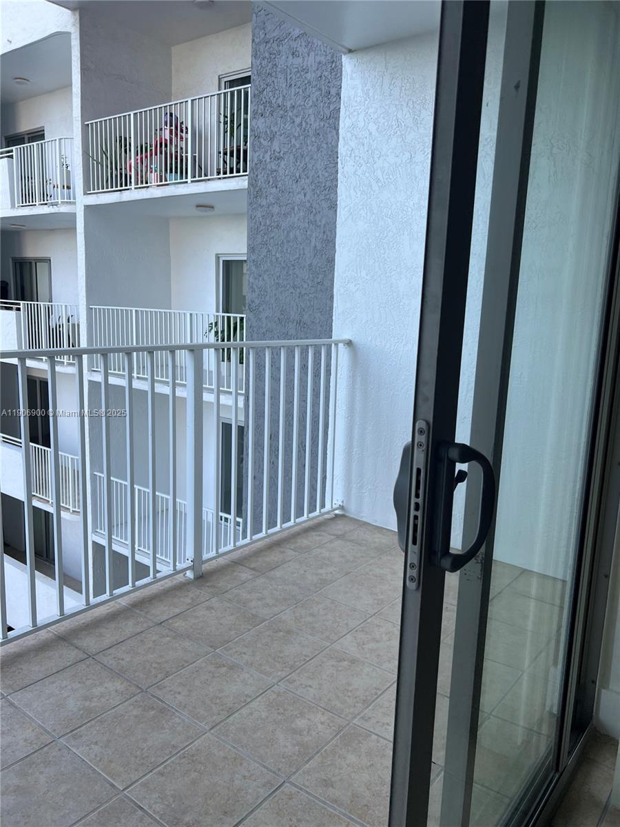 BAYONNE - Residential Lease