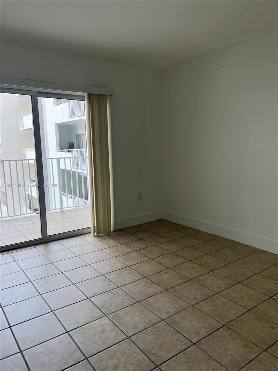 BAYONNE - Residential Lease