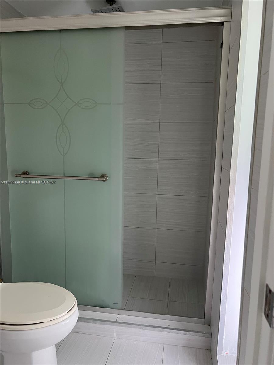 BAYONNE - Residential Lease