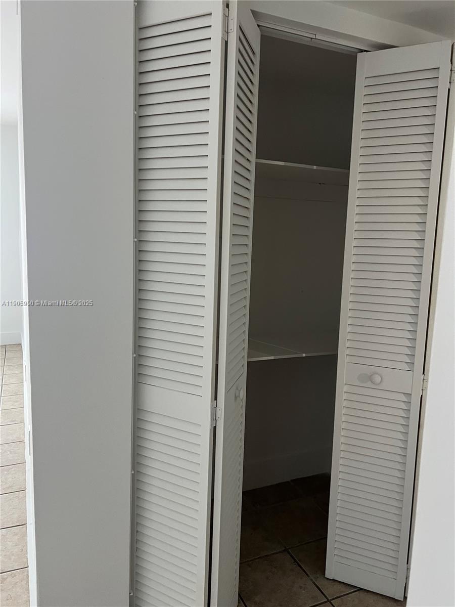 BAYONNE - Residential Lease