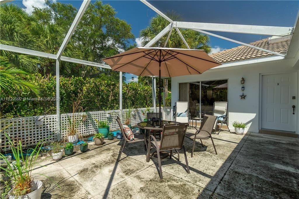 Photo of 103 Silverleaf Oak Ct #1C, Palm Beach Gardens, FL 33410 (MLS # A11822092)