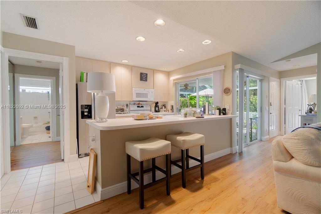 OAKS-SUNTERRACE 1 - Residential