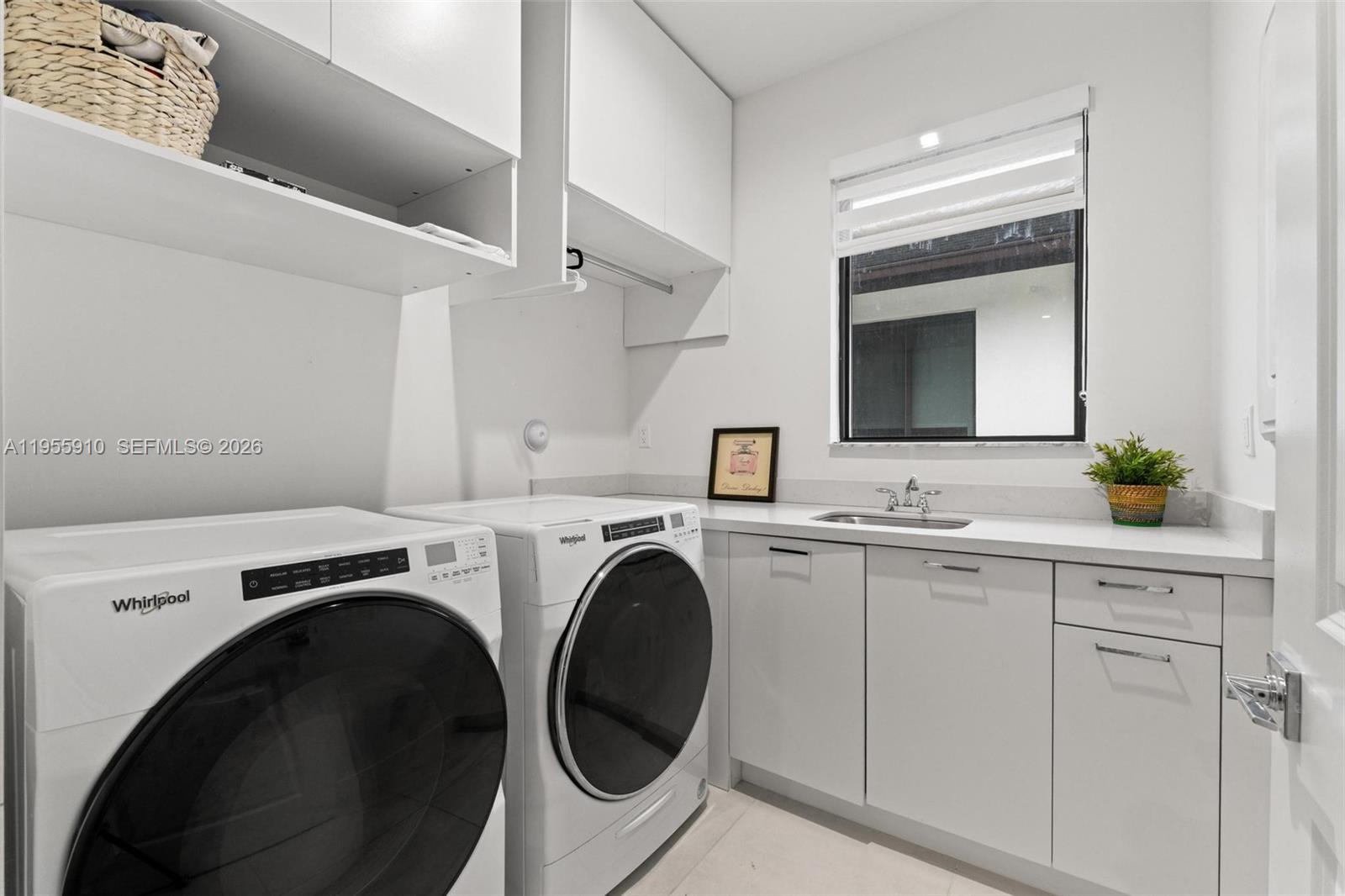 CANARIAS EAST - Residential