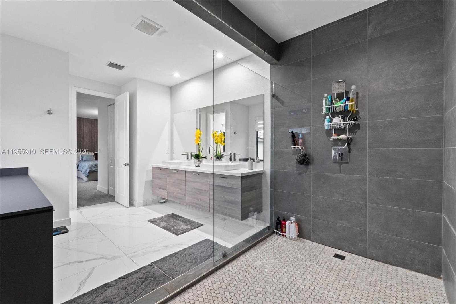 CANARIAS EAST - Residential