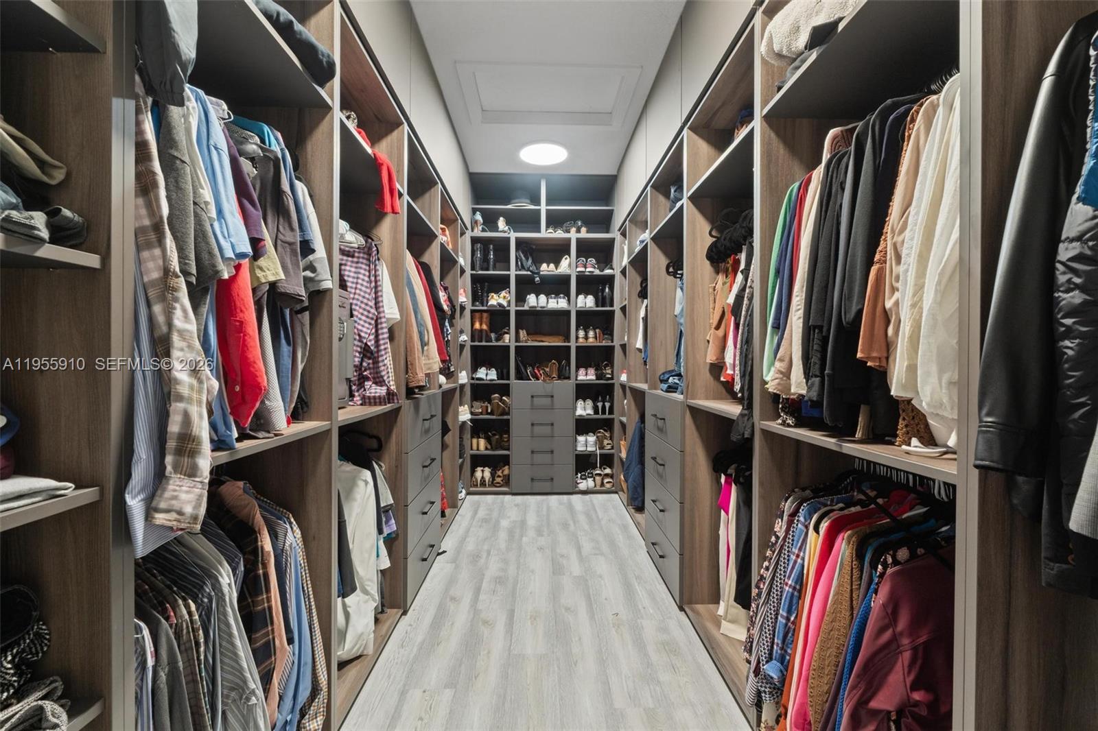 CANARIAS EAST - Residential