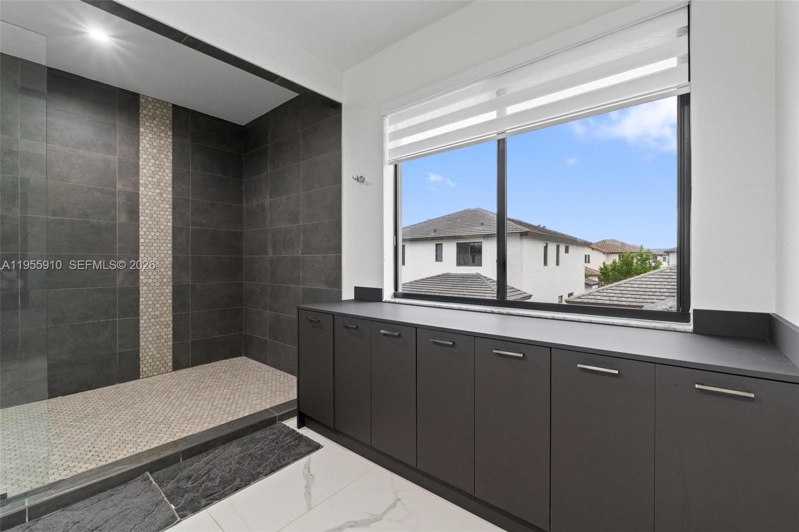 CANARIAS EAST - Residential