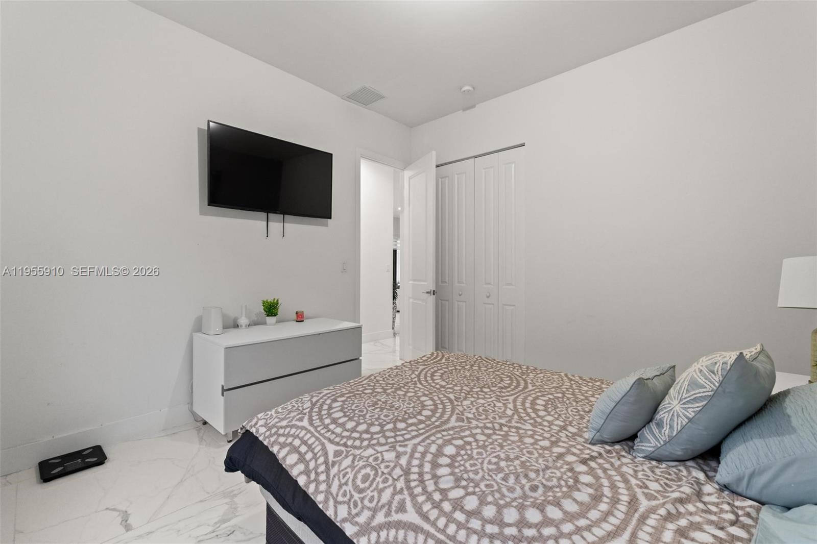 CANARIAS EAST - Residential