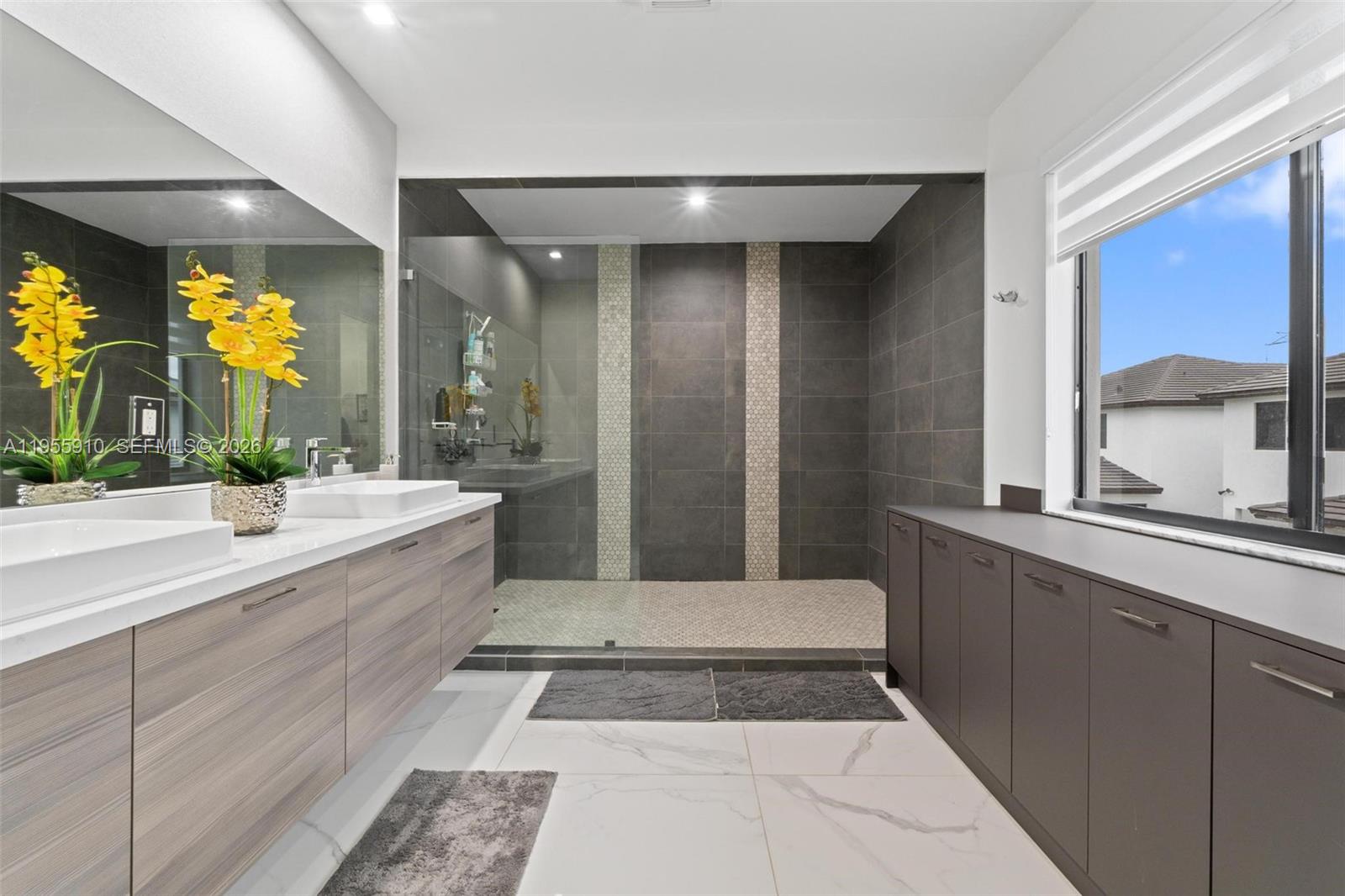 CANARIAS EAST - Residential