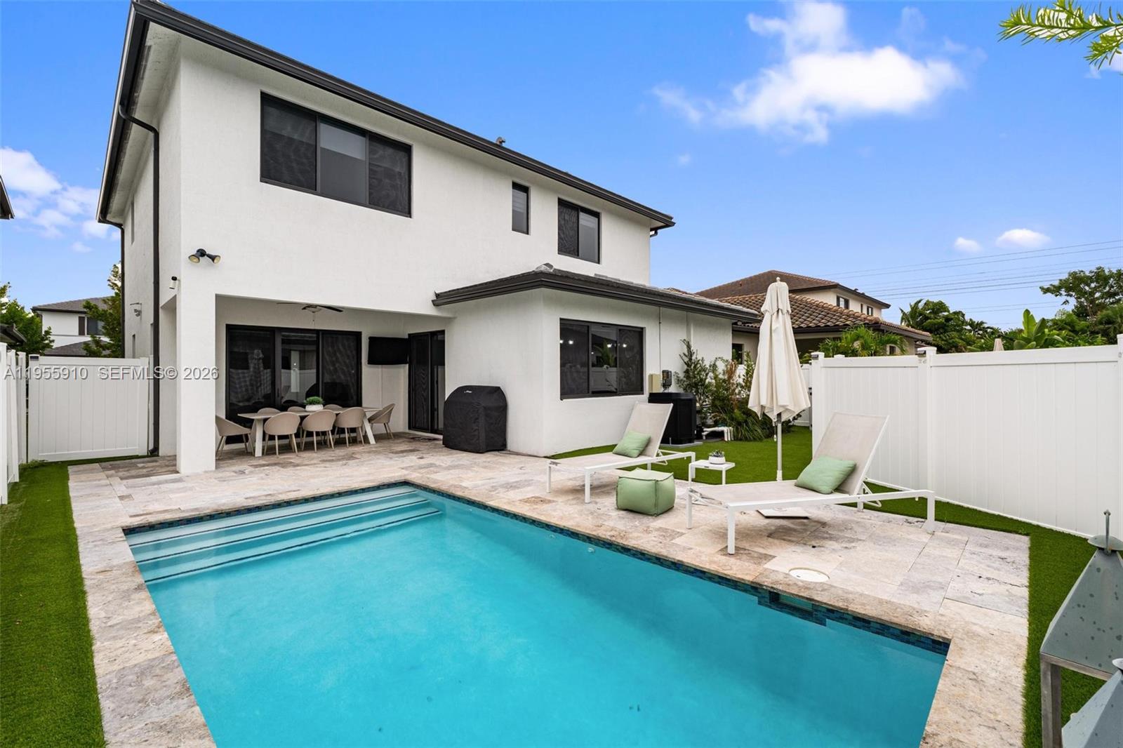 CANARIAS EAST - Residential