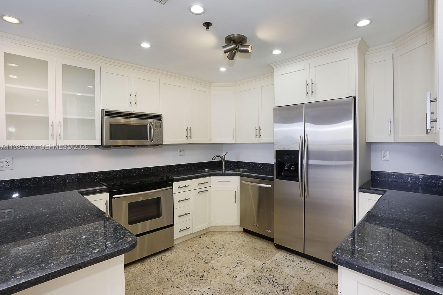 KEY COLONY NO 1 - Residential Lease