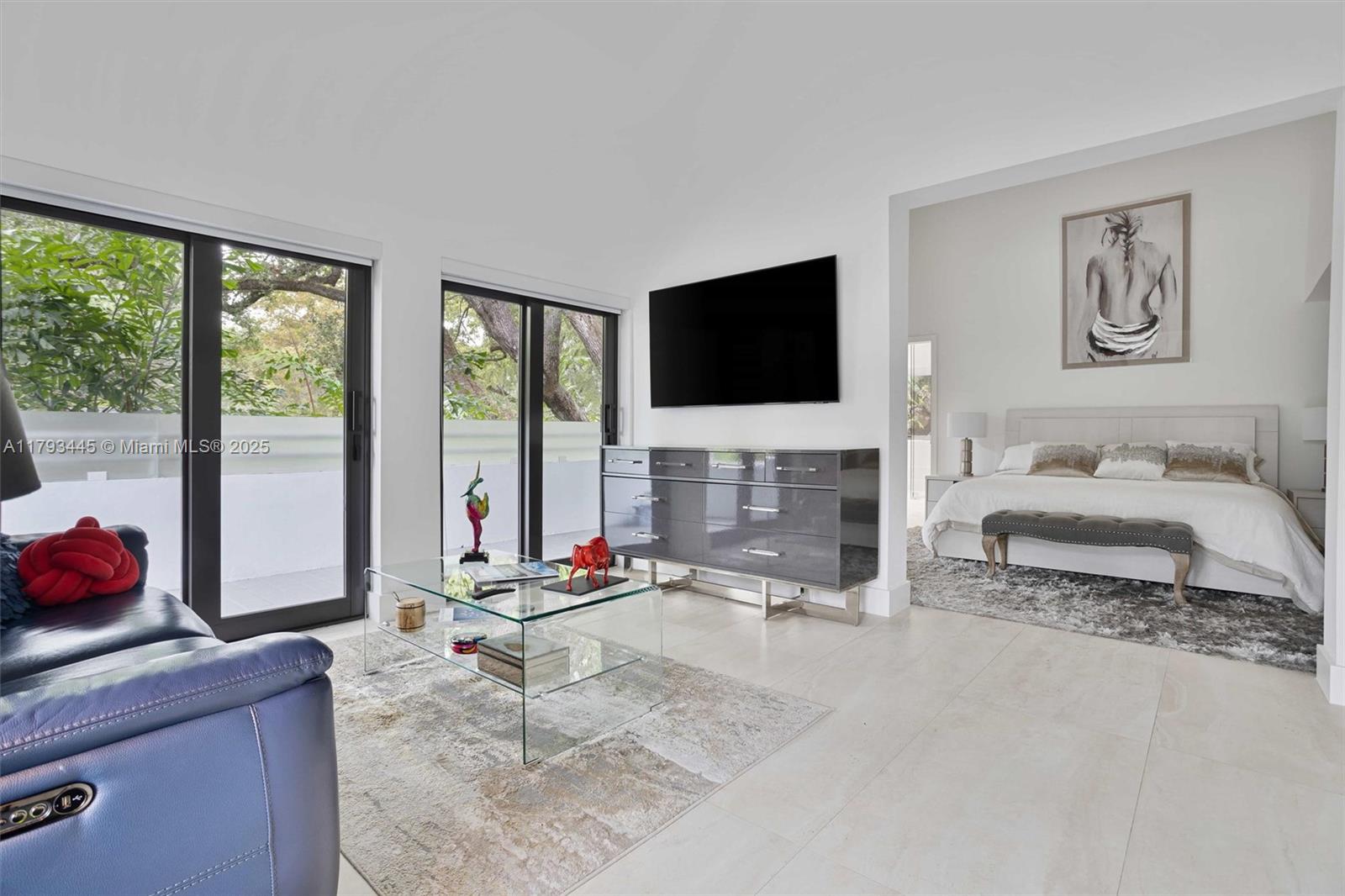 CORAL GABLES RIVIERA SEC - Residential