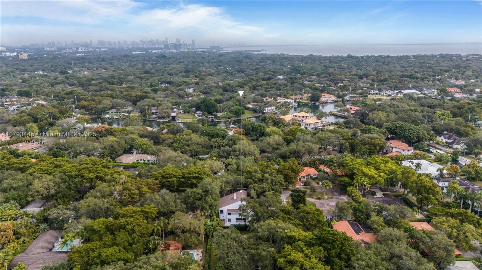 CORAL GABLES RIVIERA SEC - Residential