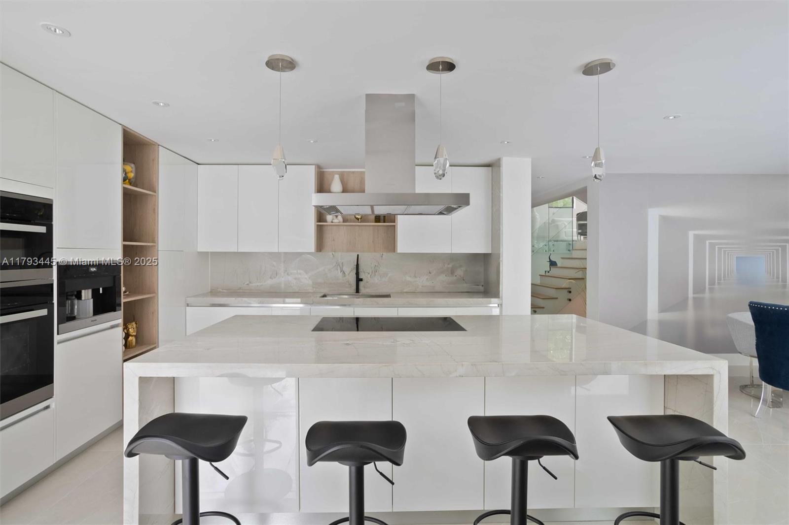 CORAL GABLES RIVIERA SEC - Residential
