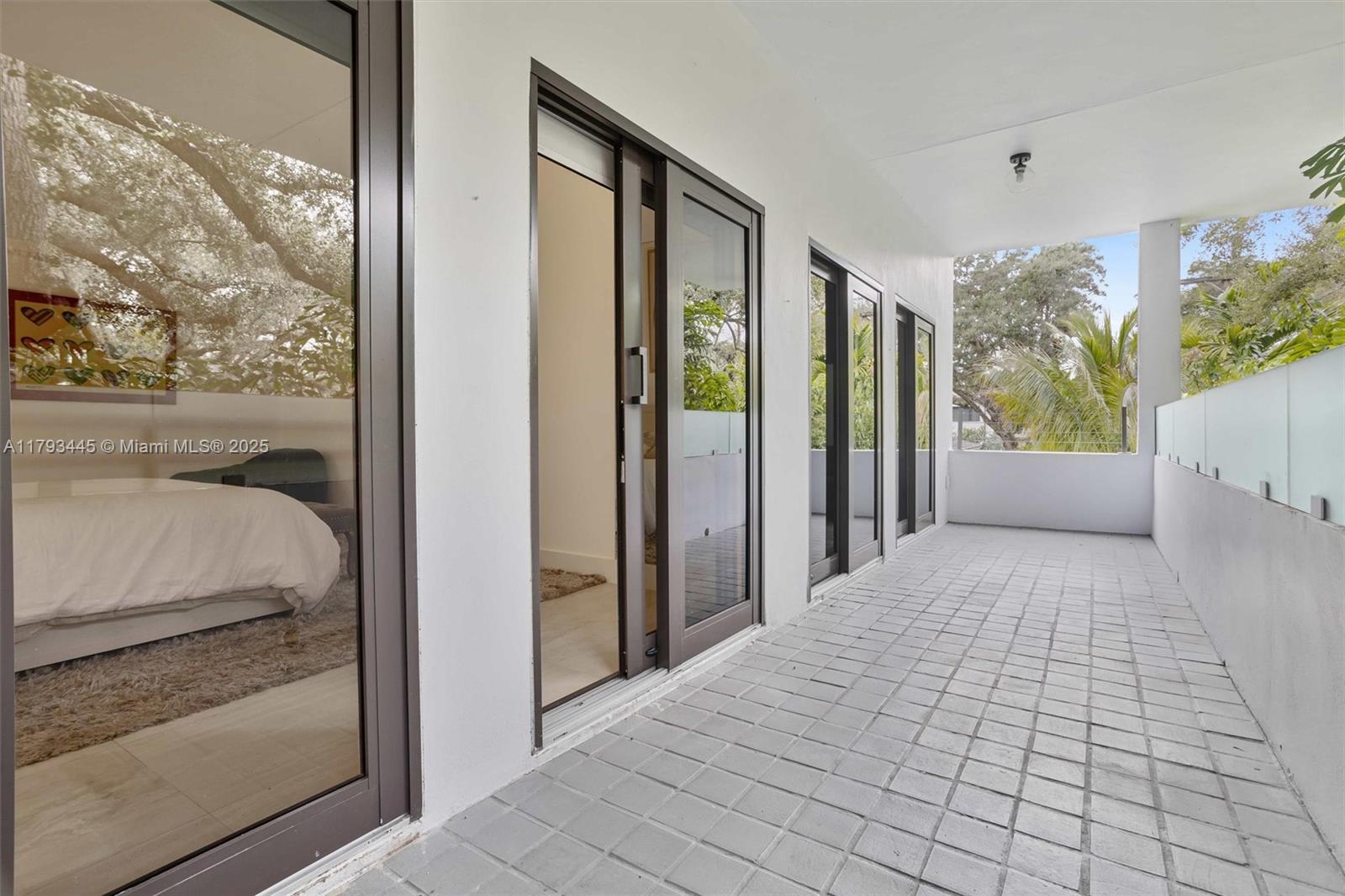 CORAL GABLES RIVIERA SEC - Residential