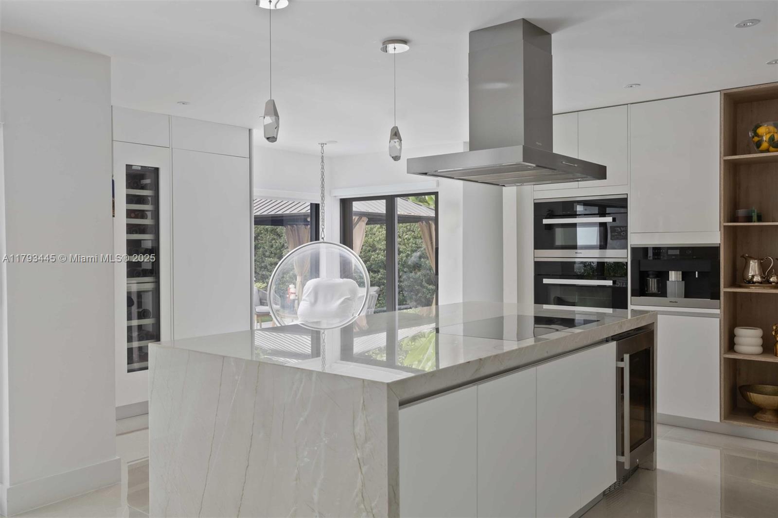 CORAL GABLES RIVIERA SEC - Residential