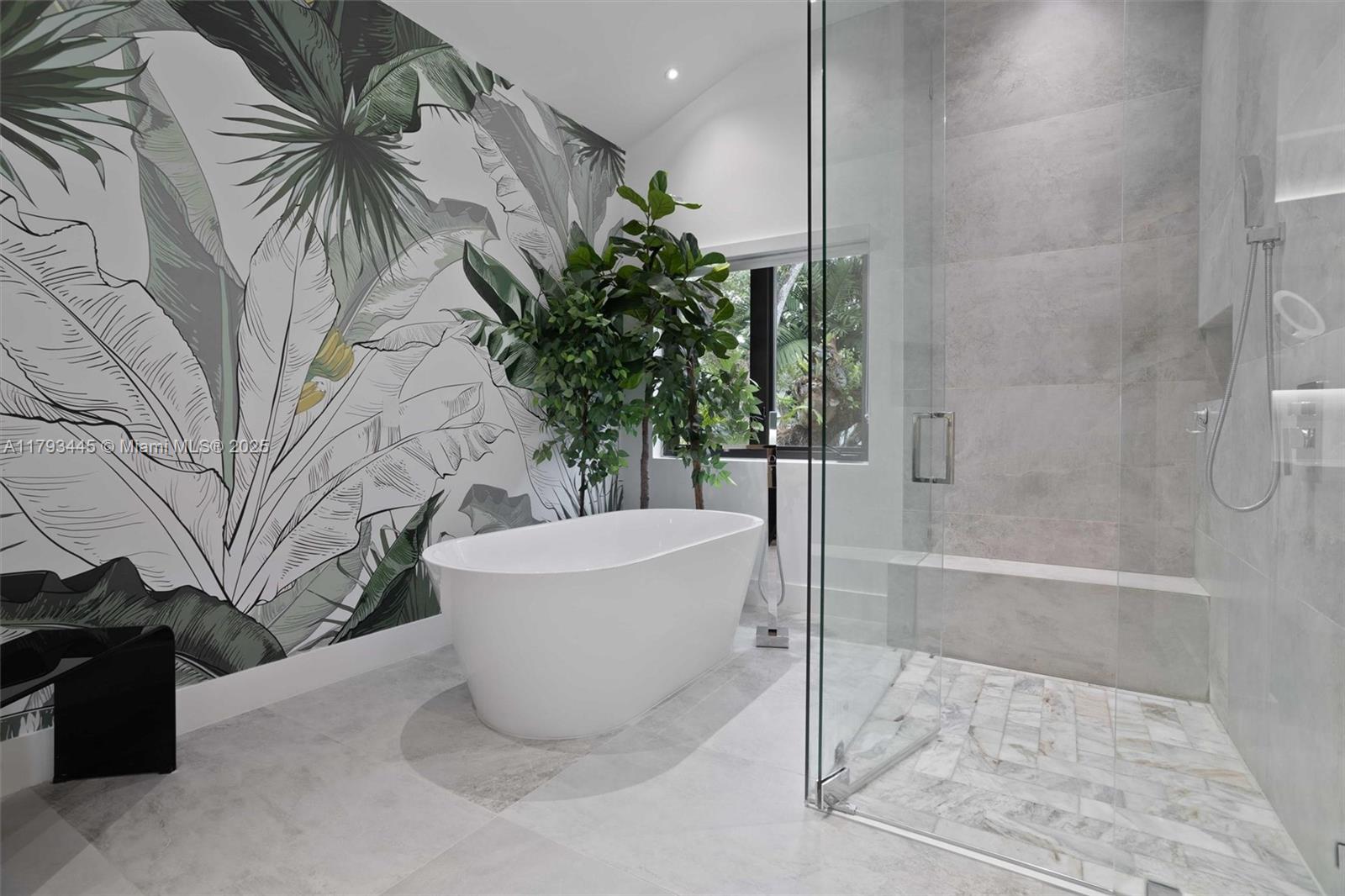 CORAL GABLES RIVIERA SEC - Residential