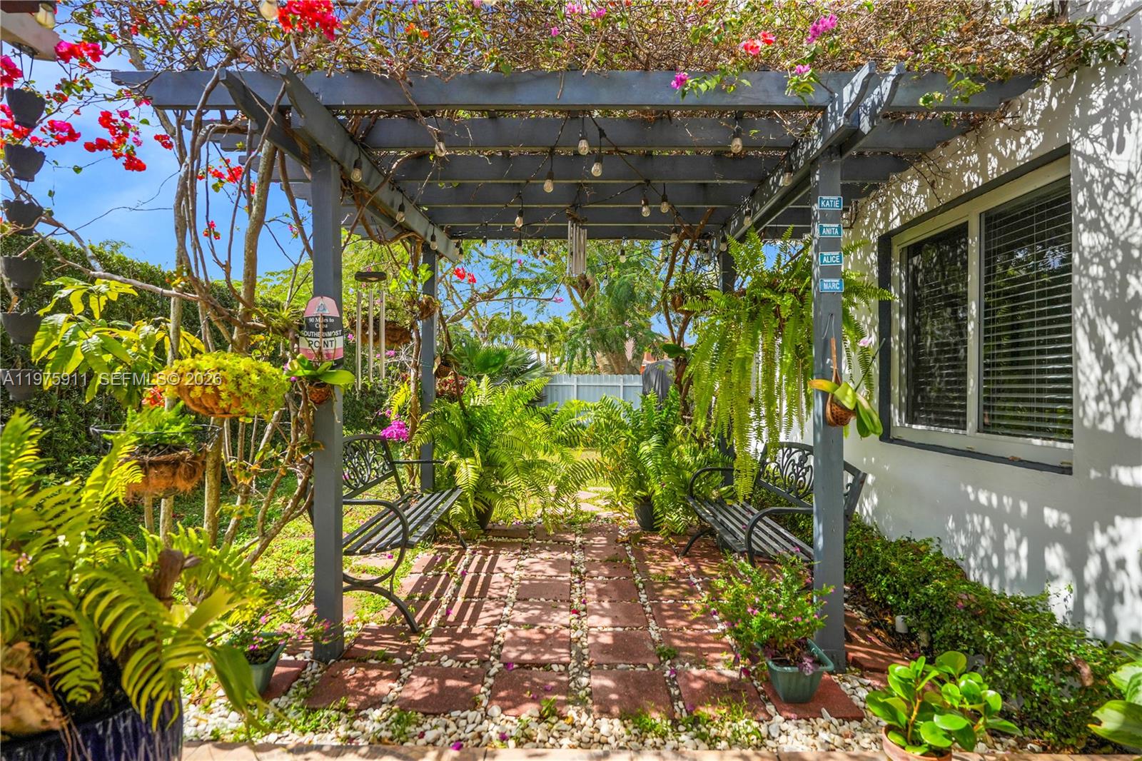 AMERICAN HOMES - Residential