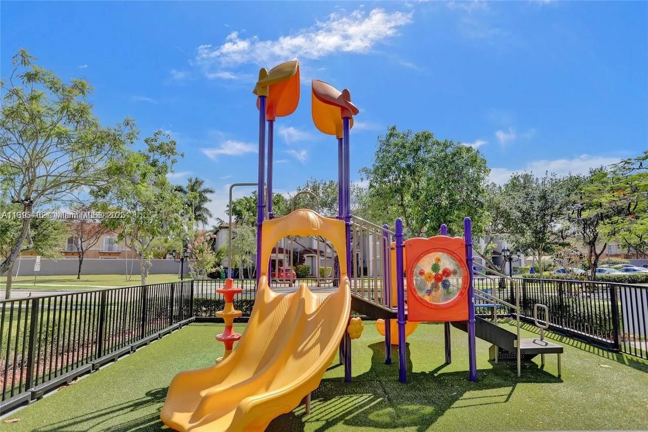 POD 14 AT MONARCH LAKES - Residential