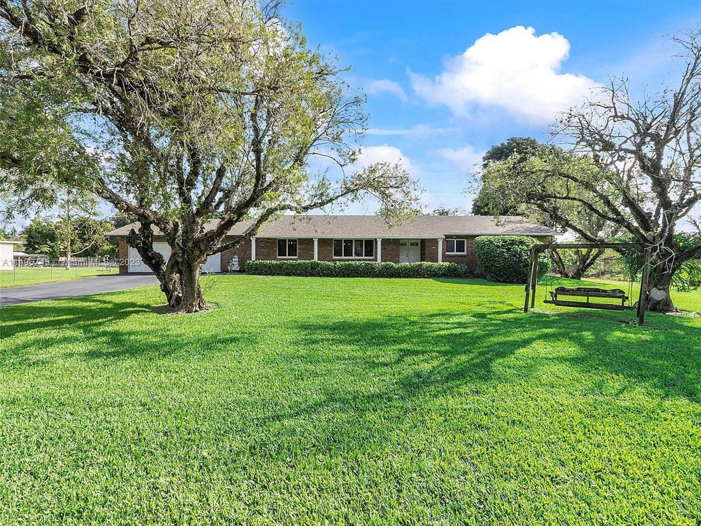 Photo of 4900 SW 163rd Ave, Southwest Ranches, FL 33331 (MLS # A11496745)