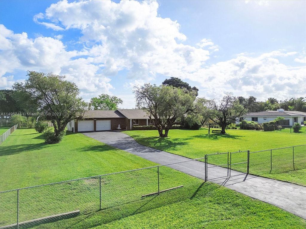 Photo of 4900 SW 163rd Ave, Southwest Ranches, FL 33331 (MLS # A11496745)