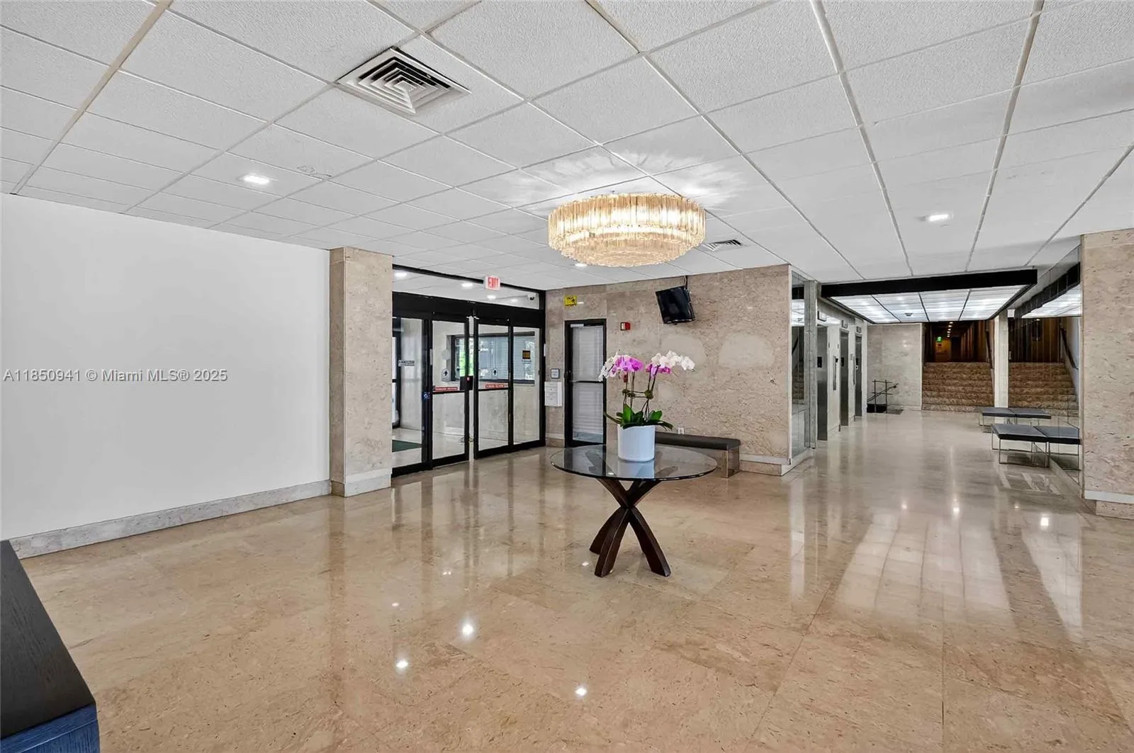 Sunny Isles Beach, Florida 33160, United States, 3 Bedrooms Bedrooms, ,3 BathroomsBathrooms,Residential,Active,183094