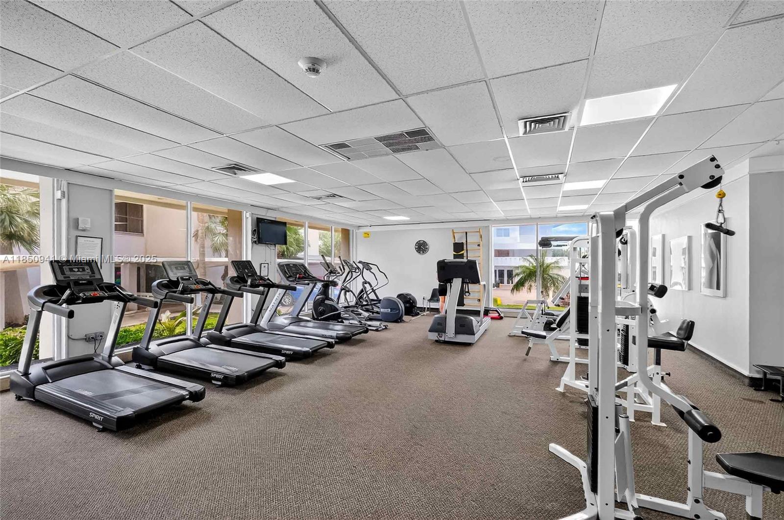 ARLEN HOUSE CONDO - Residential