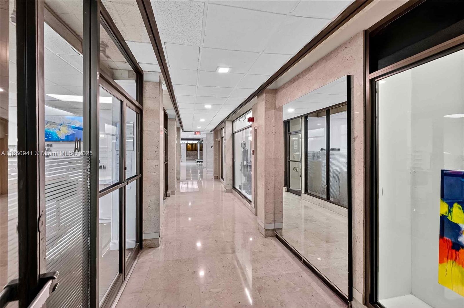 ARLEN HOUSE CONDO - Residential