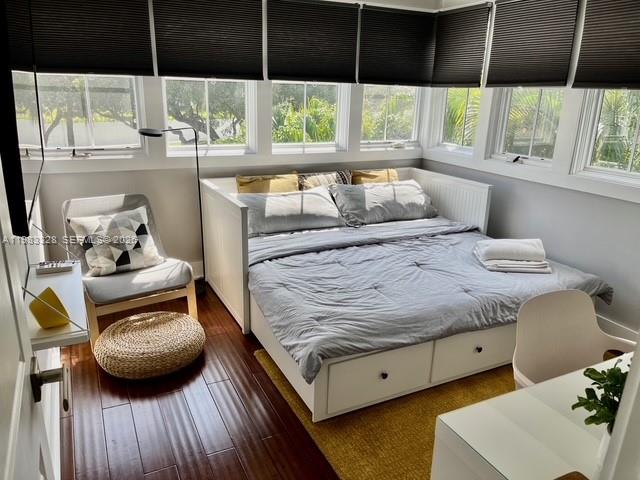 WAVERLY PLACE - Residential