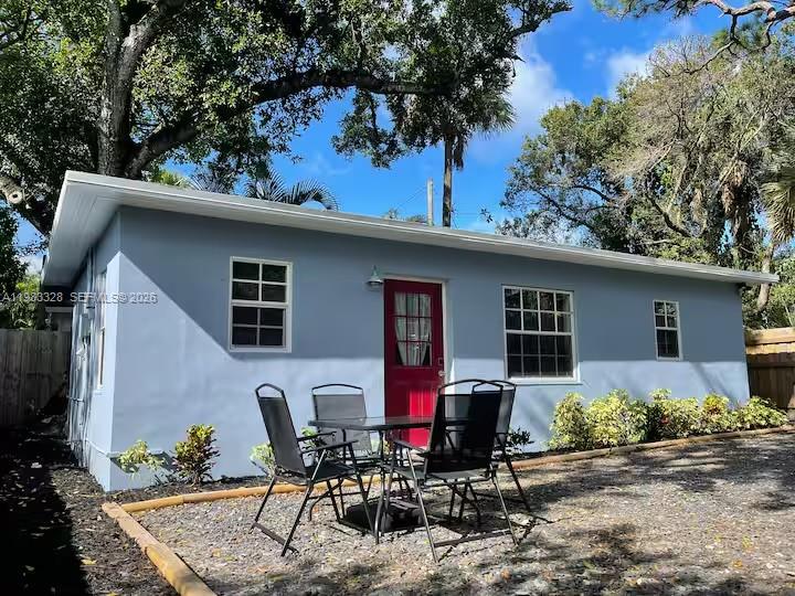 WAVERLY PLACE - Residential