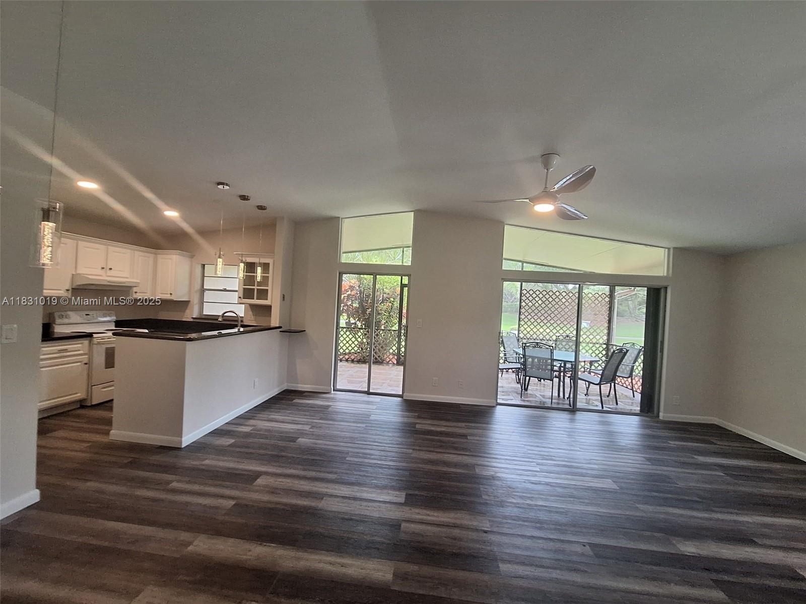 22280 Timberly Dr 22280