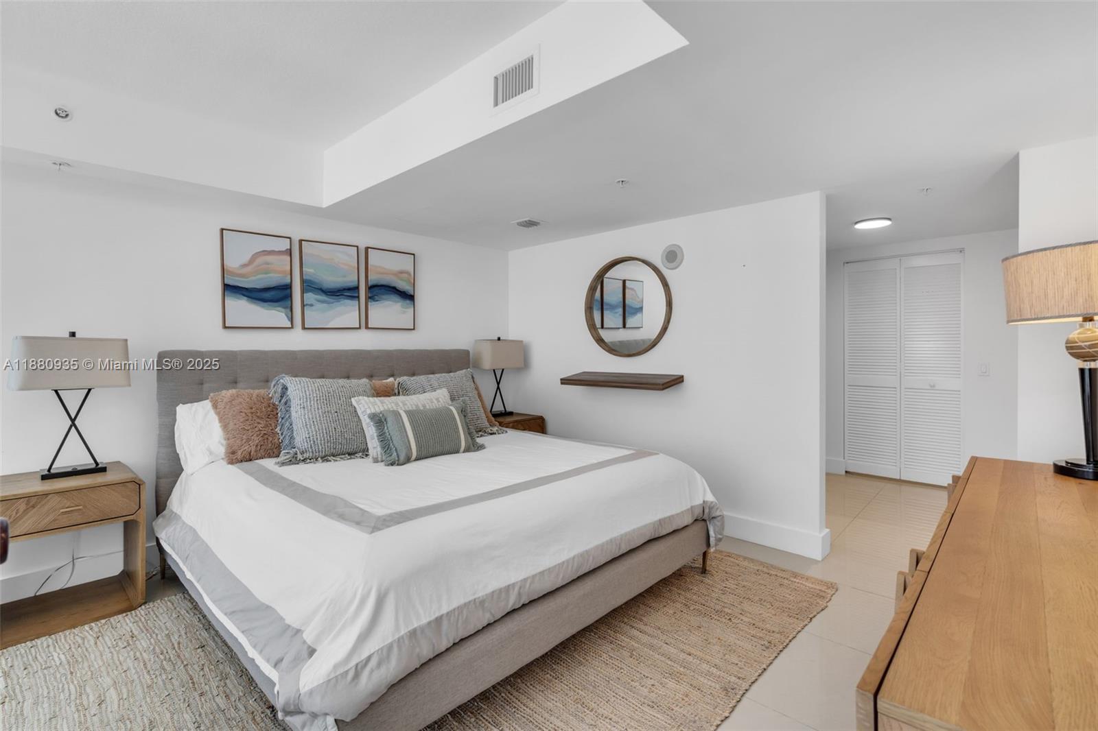 BRICKELL ON THE RIVER S T - Residential Lease