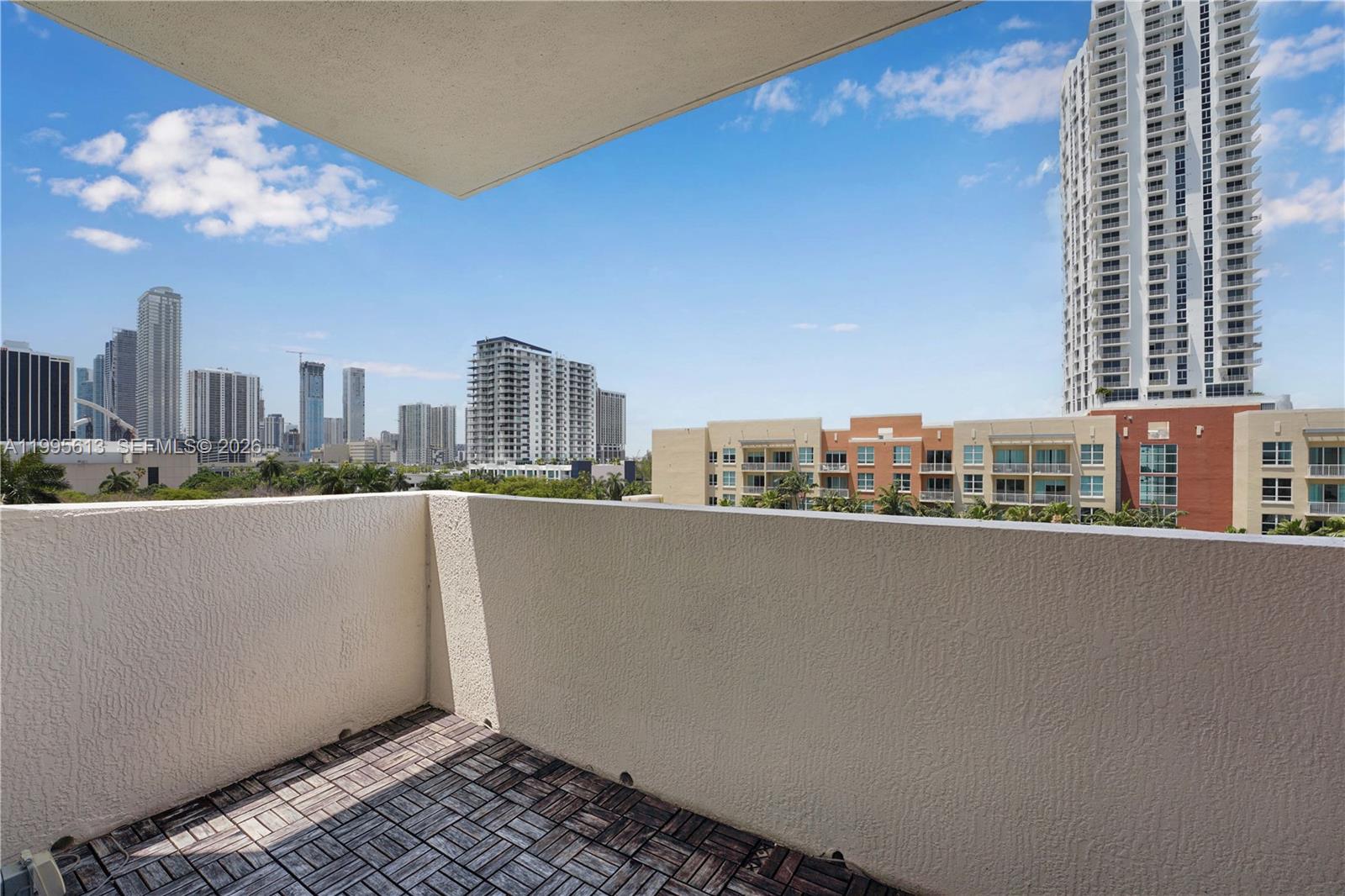 CITE CONDO - Residential