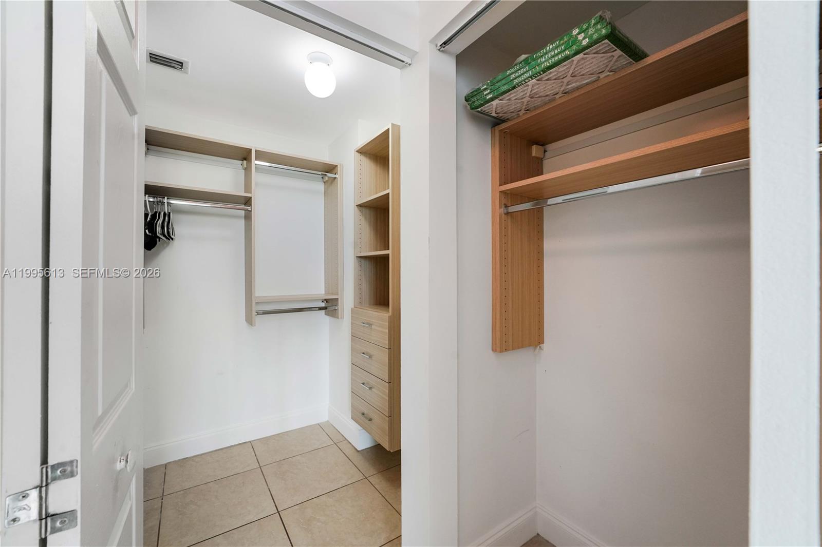 CITE CONDO - Residential